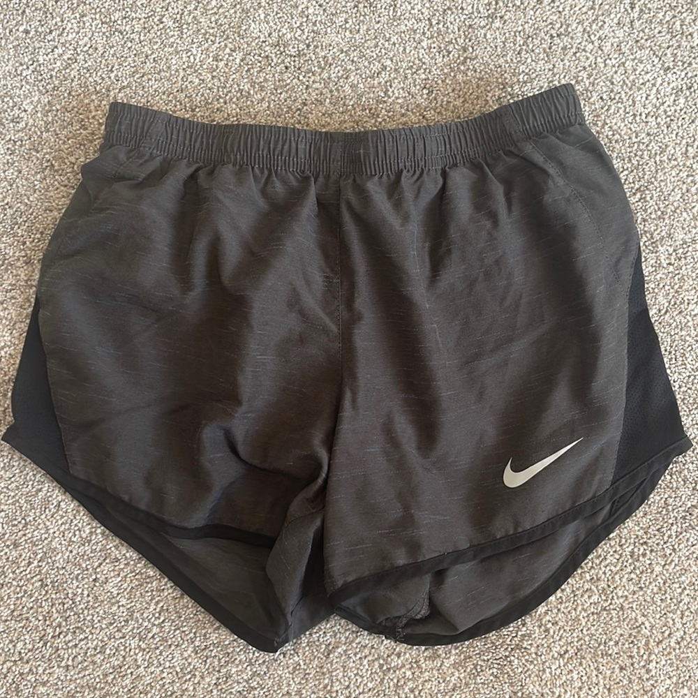 Nike Tempo Dry 3” Running Shorts